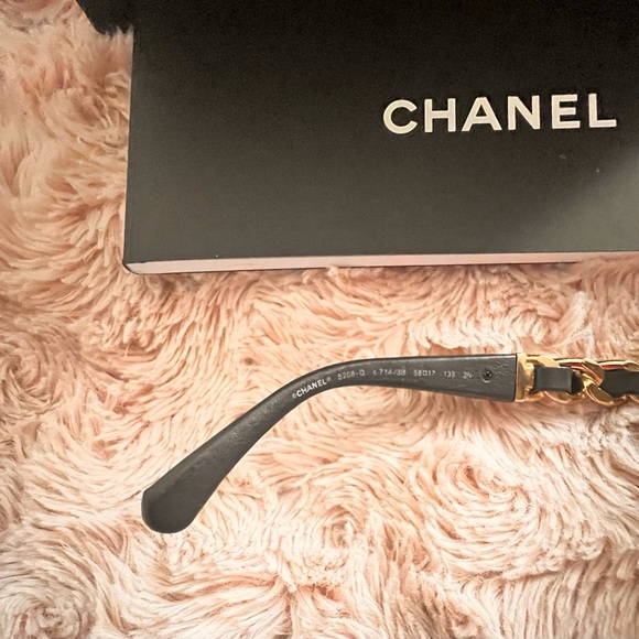 PRICE Drop! 🌟 Sophisticated and Classy Chanel Sunglasses- Iconic Style! - Picture 6 of 9